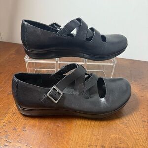 Kork-Ease leather Mary Jane rubber sole sz 7.5 black